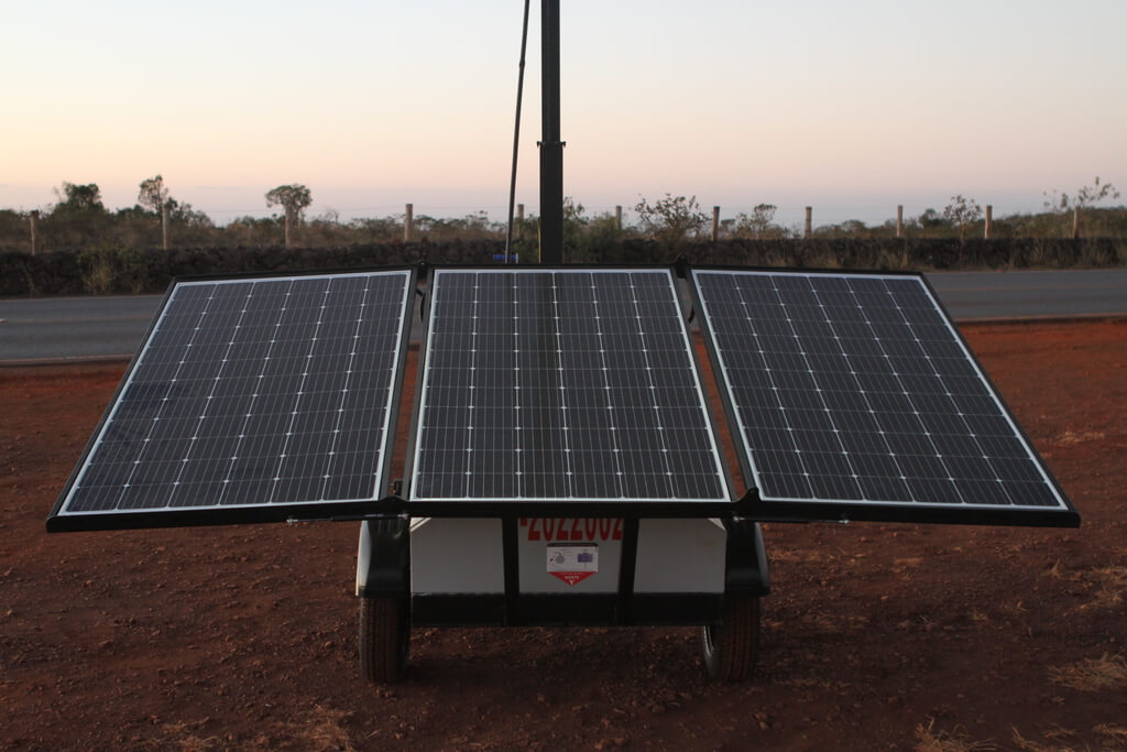 torre-iluminacao-fotovoltaica-10-preserves-tecnologia